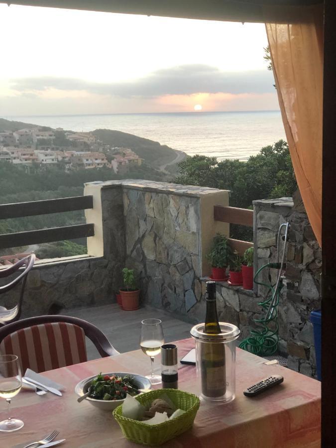Sardegna-Ferienwohnung Mit Emotionale Meeres Blick 토레 데이 코르사리 외부 사진